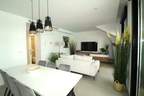 Apartamento Elvira Home, Santiago De La Ribera, Aq-156