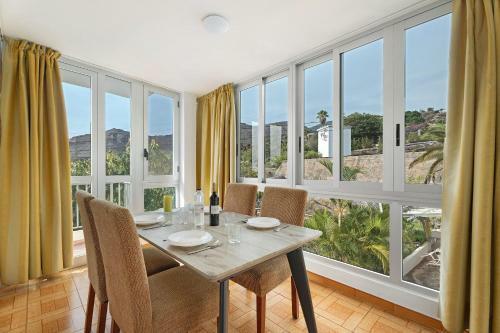 Apartamento Playa La Arena Sea View