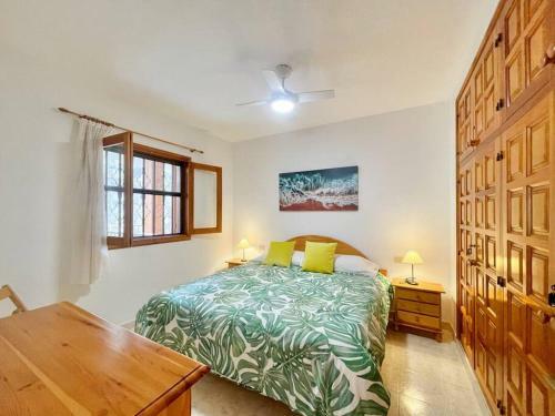 Apartamento Calle Tamara 2-9