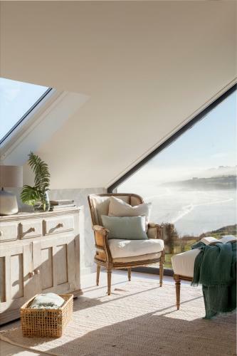Espectacular Villa Con Acceso Privado A La Playa De Oyambre