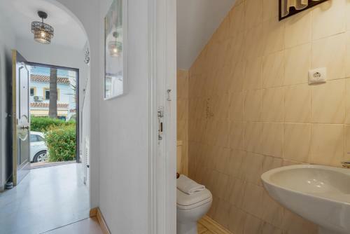 Apartamento La Campana Townhouse With Pool Ref 222