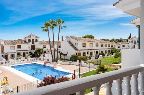 Apartamento La Campana Townhouse With Pool Ref 222