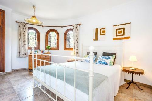 Apartment Oasis Cala Santanyi With Shared Pool