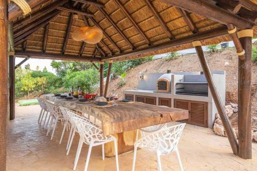 Brand New Villa With Pool For 8 People