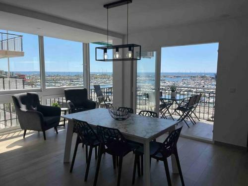 Apartamento Con Preciosas Vistas A Pie De Playa