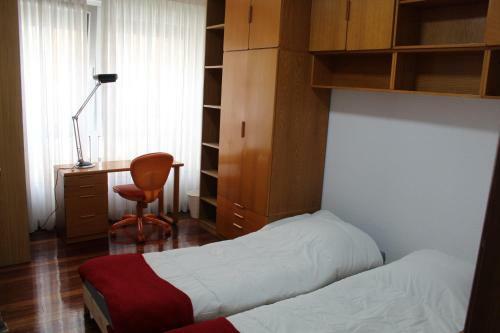 Apartamento A 10 Mn De Playas, Avenida Principal De Santander