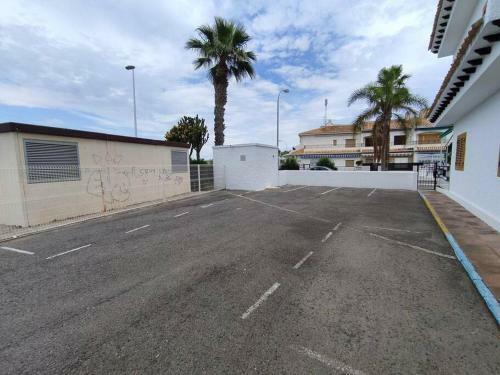 Apartamento C�modo A 300 Metros De La Playa