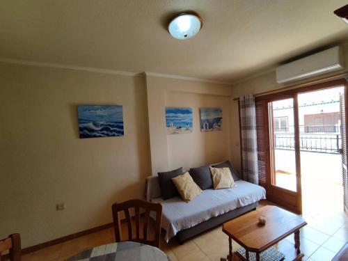Apartamento C�modo A 300 Metros De La Playa