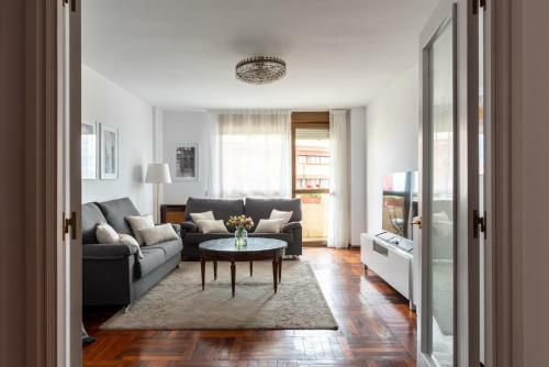 Apartamento En Alto Miranda Con Parking