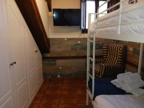 Casa Independiente Con Chimena, Jard�n Y Barbacoa