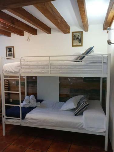 Casa Independiente Con Chimena, Jard�n Y Barbacoa