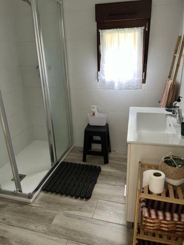 Amplia Casa Con Jardin A Un Paso Del Centro De Santander