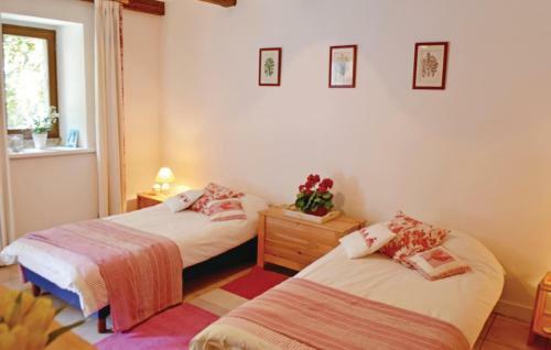Holiday Home St Gueltas P-674