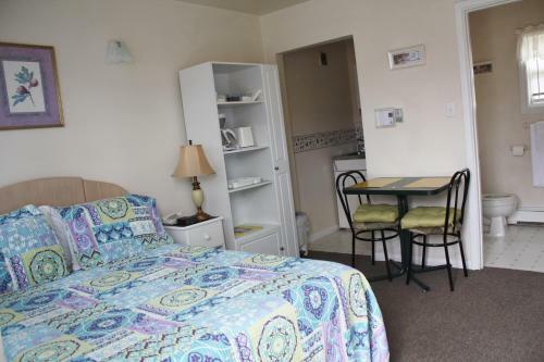 Capeway Motel