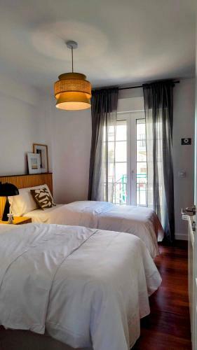 Rosa De Ciudad. Chalet C�ntrico Con Mucha Intimidad