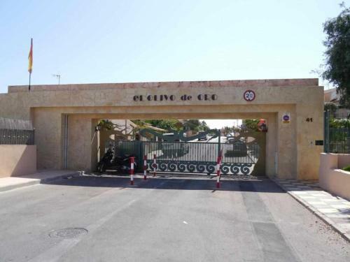 Rentafive Urb Piscina Chalet Terrazas 23143