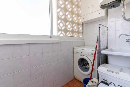 Rentafive Apartamento Acuario Piscina AA