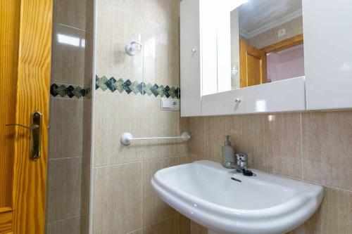 Rentafive Apartamento Acuario Piscina AA
