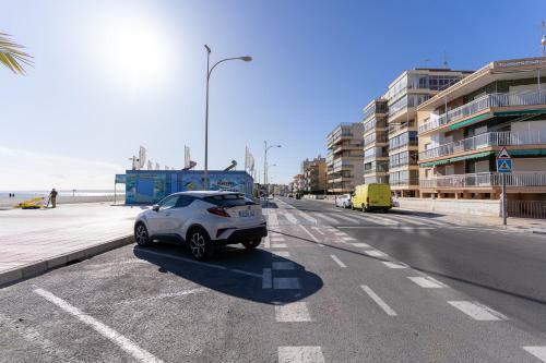 Apartamento Rentafive Primera L�nea Terraza Reformado