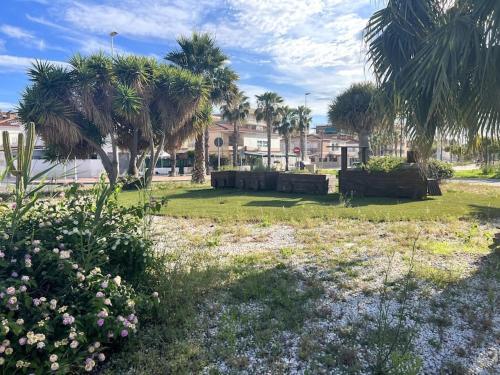 Apartamento Bungalow Acogedor A 300 Metros De La Playa