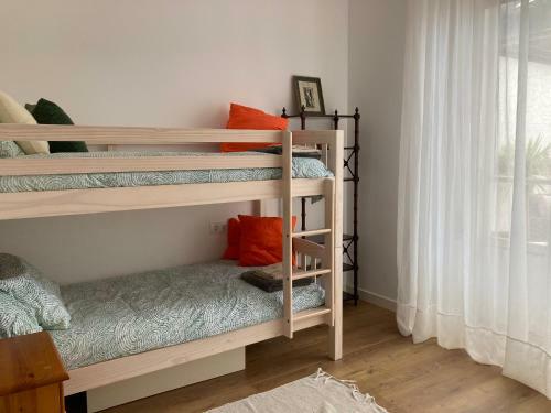 Gran Casa Familiar Al Lado De La Playa