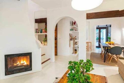 Rentafive Nuevo Villa Ibicenca Piscina