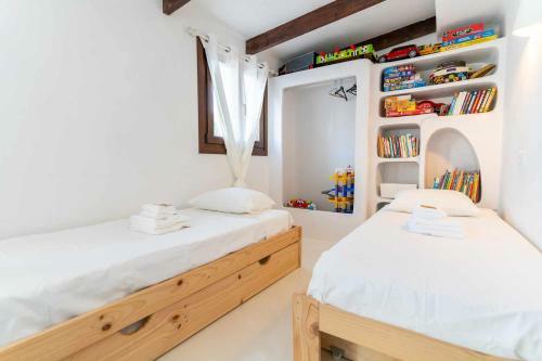 Rentafive Nuevo Villa Ibicenca Piscina