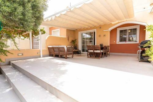 Vistas Al Mar Nuevo AA Parking P�del