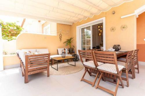 Vistas Al Mar Nuevo AA Parking P�del