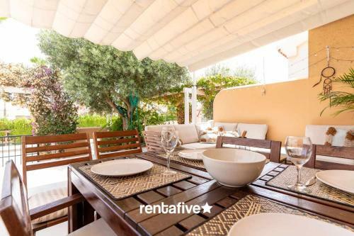Vistas Al Mar Nuevo AA Parking P�del