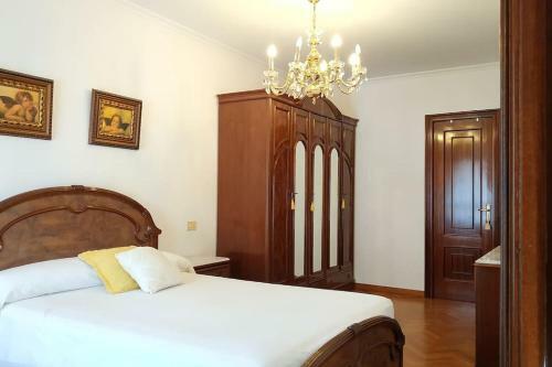Apartamento Piso Espacioso En El Centro Con Plaza De Garage