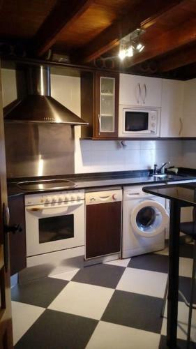 Apartamento Centro-bah�a De Santander. Wifi