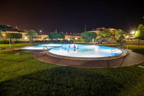 Disfruta De La Playa Y Piscina, Acogedora Casa