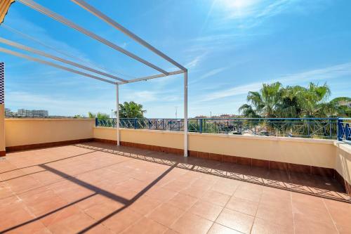 Casa En Playa Con Piscina Novamar