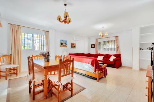 Casa En Playa Con Piscina Novamar