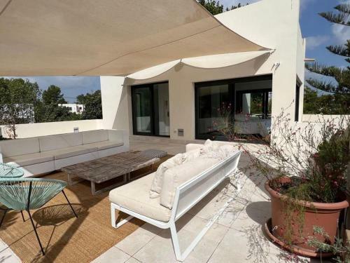 Preciosa Villa En Siesta