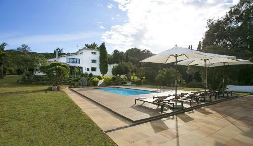 Villa Masia Roca Rodona