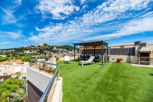 Apartamento �tico D�plex En Santa Eulalia Junto A La Playa