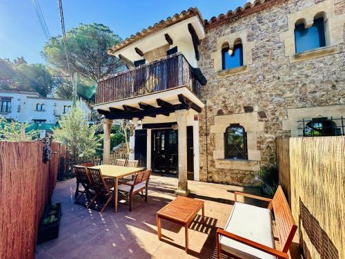 Agudes Costabravasi