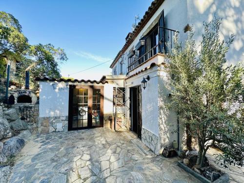 Agudes Costabravasi