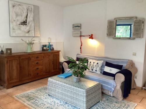 Cosy Apartment With Private Swimming Pool