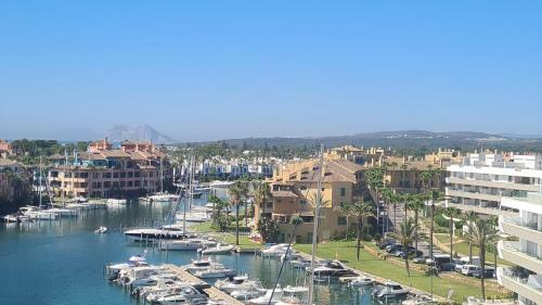 Waterside Apartment In Sotogrande Marina With Private Pool