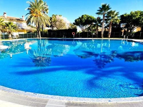 Spacious Apartment In San Roque Golf Club