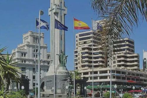 Apartamento Cerca Del Centro Reformado! C�modo, Exterior, 5 Huespedes
