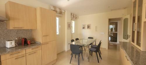 Luminoso Apartamento San Roque Golf Club