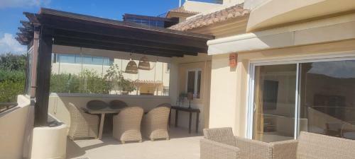 Luminoso Apartamento San Roque Golf Club