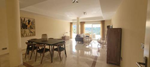 Luminoso Apartamento San Roque Golf Club