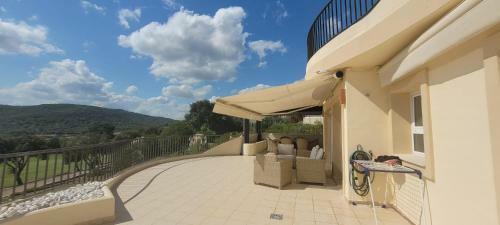 Luminoso Apartamento San Roque Golf Club