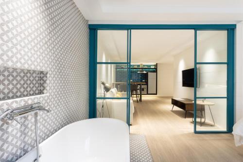 Home2book Elegant Apartment Santa Cruz Center