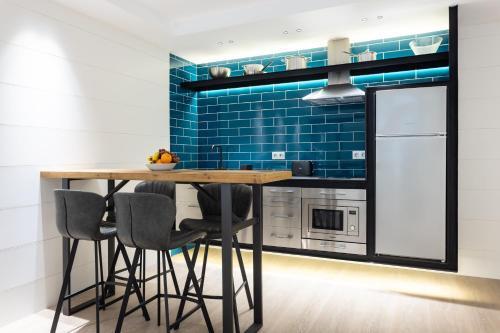 Home2book Elegant Apartment Santa Cruz Center